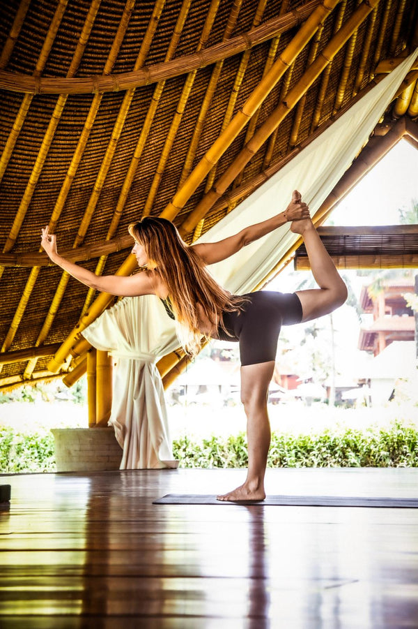 Plants Yoga - Feel your Roots and Wings con Chiara Monateri