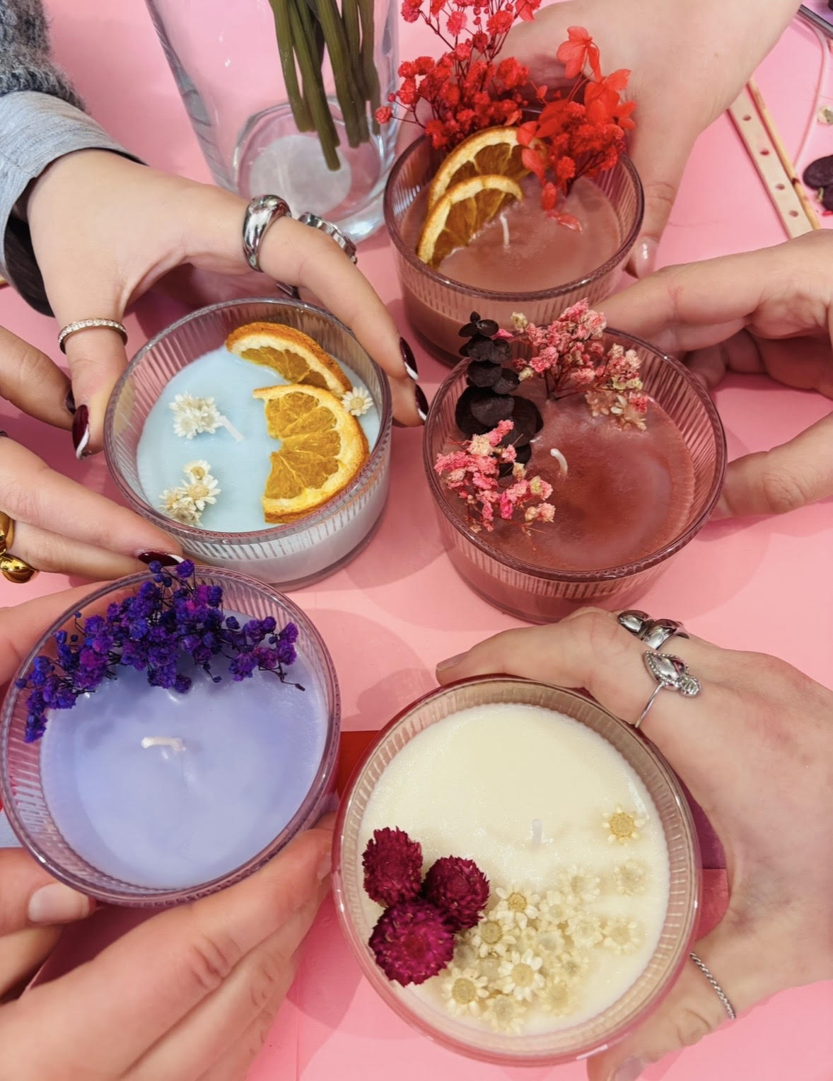 Candele in contenitore