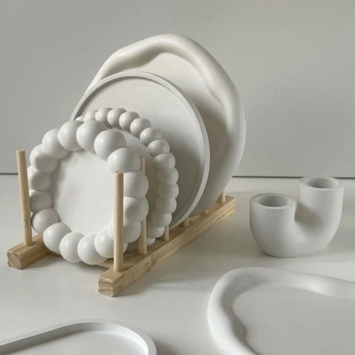 Laboratorio artigianale di gesso decorativo