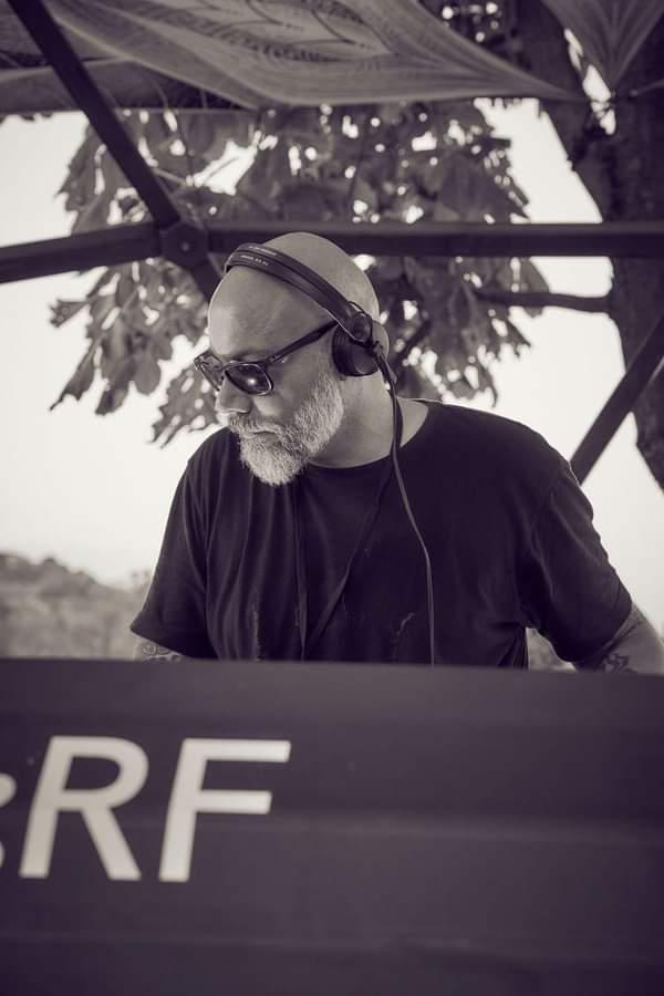 DJ Set con Vittorio Barabino