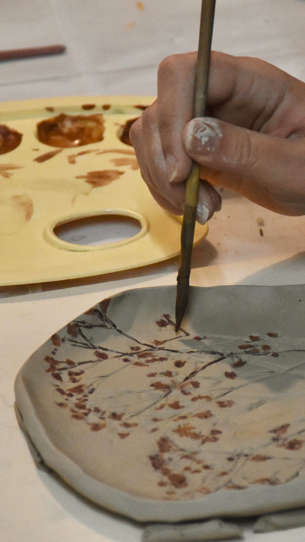 Crea la tua ceramica con impressioni botaniche